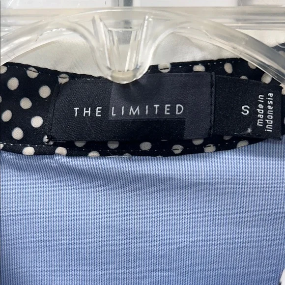 The Limited Blue and White Button-Up Shirt - Picture 2 of 3